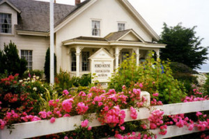 Image of the Ford House Museum and Visitor Center